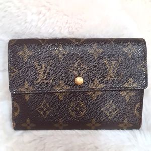 Authentic Louis Vuitton Trifold monogram wallet
